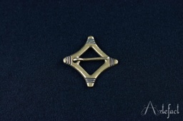 Diamond brooch